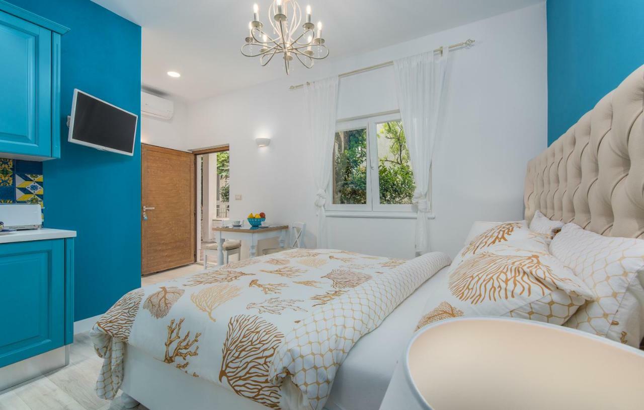 New!!! New Riva Luxury One - With Sunny Terrace & Big Garden Leilighet Poreč Eksteriør bilde